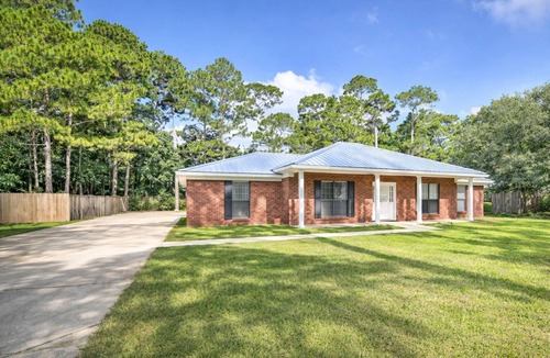 Dauphin Island House | Beach Retreat, Dog-Friendly, Fenced Yard, Fireplace, Near Ferry