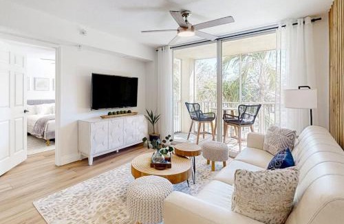 Winkler House | Beach Sunflower, Unit #516