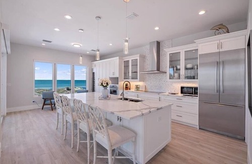 Independence Square House | Beachfront Escape in Indian Rocks Beach