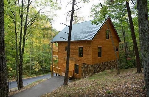 Sevierville Cabin | Bear Loads of Fun in Pigeon Forge #unforgettable 2 bedroom w/Gameroom & Full Theater!