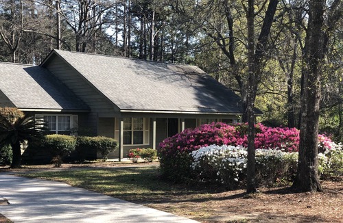 Beaufort House | Beaufort, SC 15 min. to Parris Island, SC Marine Graduation or a great get away!