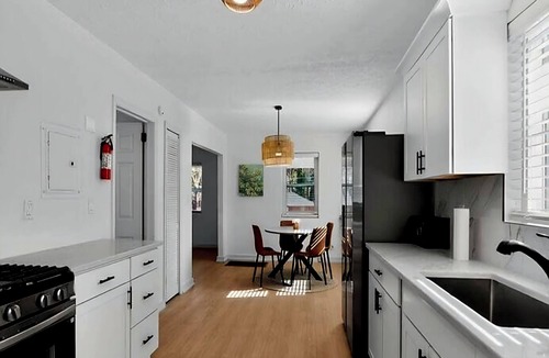 Atlanta House | Beautiful 3-bedroom house with beautiful yard in lovely Atlanta