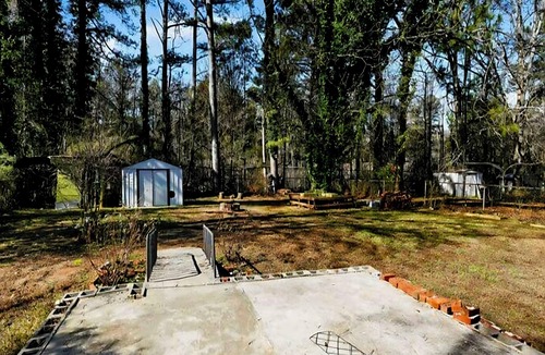 Atlanta House | Beautiful 3-bedroom house with beautiful yard in lovely Atlanta