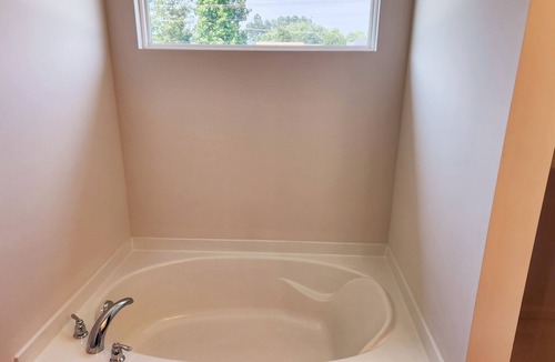 Monroe House | Beautiful and cozy 4 bedroom home, family friendly neighbors, a must see!