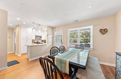 Seabrook Island Cottage | Beautiful Cottage w 2BD +Loft/2 BA! Amenity access included! NO pets