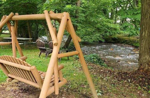 Maggie Valley Cottage | Beautiful Creekside Cottage with Private Deck in Maggie Valley