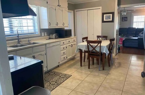 Cullman House | Beautiful farmstay minutes from I-65 and Smith Lake. Plenty of boat parking