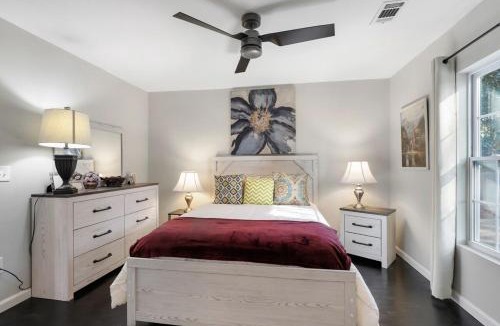 Marietta House | Beautiful Marietta GA 3 Bedroom 2 and a half Bath