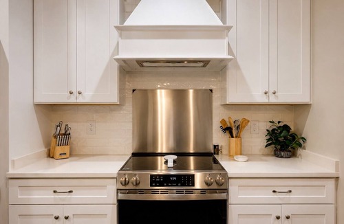 Kathleen House | Beautiful New Build | 3BR | Family Friendly