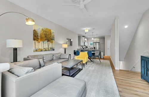 Asheville Villa | Beautiful Southslope Townhome 105