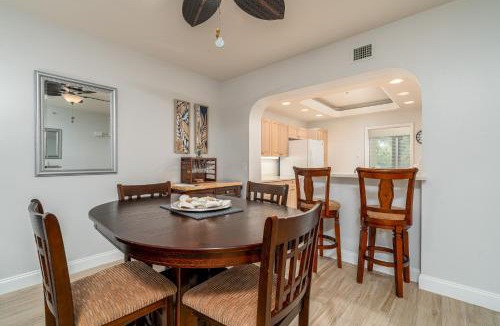 South Island Apartment | Bella Lago 323 Your Home Away from Home in Paradise! - 7431 Bella Lago Drive condo