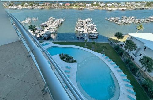 Orange Beach East Apartment | Bella Luna 708 - Luxe 7th floor Walk to Flora-Bama Marina 2 Bed 2 Bath