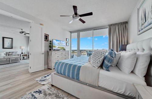 Orange Beach East Apartment | Bella Luna 708 - Luxe 7th floor Walk to Flora-Bama Marina 2 Bed 2 Bath