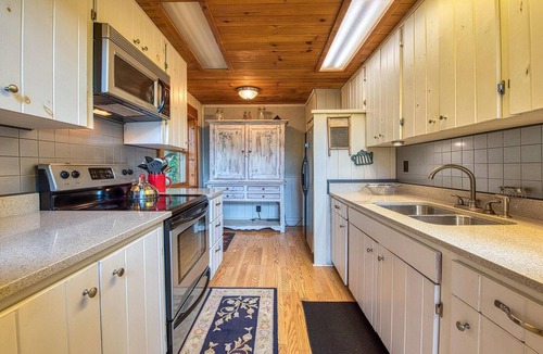 Waynesville Cabin | Belvedere-Amazing Views