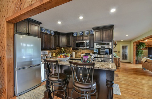 Bent Creek Ski Chalet | Bent Creek Chalet, Sauna,Jacuzzi,Fire pit and OD shower