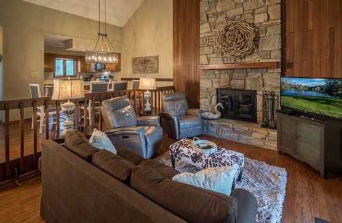 Blowing Rock Condo | Best at Chetola 3BR Condo w/access to Heated Indoor Pool & Fitness Center