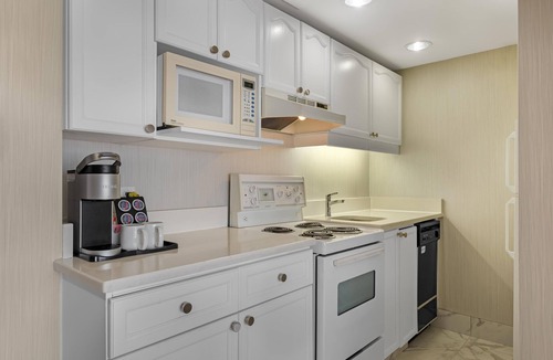 Connaught Hotel | Best Western Plus Suites Downtown