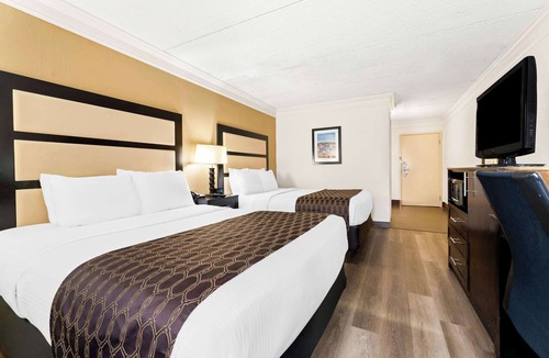 Macon Hotel | Best Western Riverside Inn