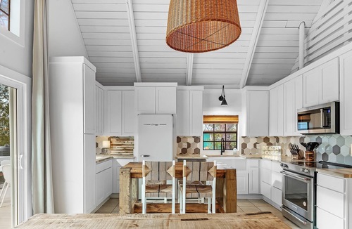 Holiday Harbor House | Bikes, Golf Cart & Hot Tub | Game Room | Dog Friendly | My Beach Getaways