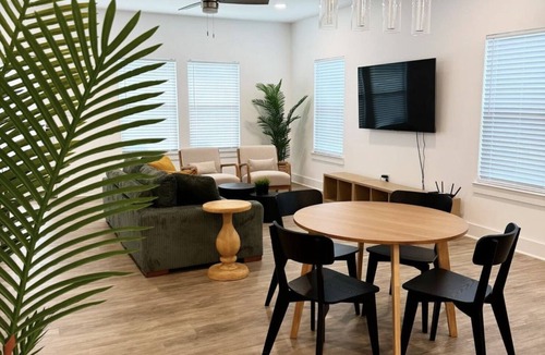 Biloxi House | Biloxi Beach View Bungalow Getaway!