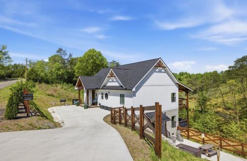 Sevierville House | Black Bear Cove cabin