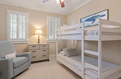 Kings Terrace House | Blue Crab Cottage - 307 Kelsall Ave
