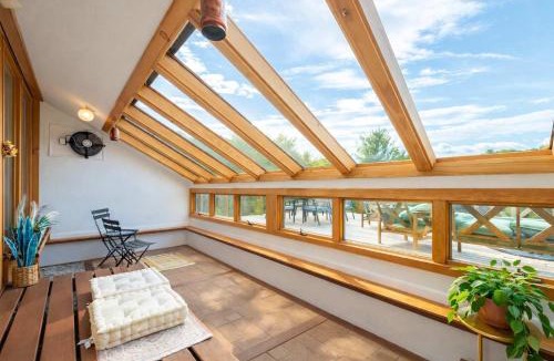 Alexander House | Blue Mountain Retreat- Spacious Amazing Views Family Friendly-Near Asheville