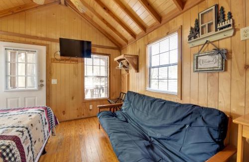 Waynesville Apartment | Blue Ridge Getaway! Studio w/Resort Amenities