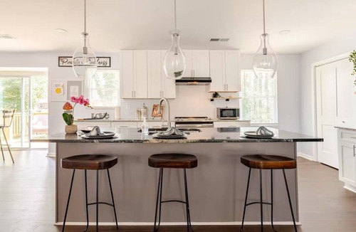 Powder Springs House | BlueberryCreek Escape - Lux 5BR Retreat - Near ATL