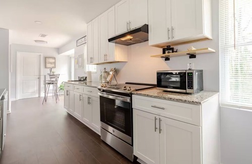 Powder Springs House | BlueberryCreek Escape - Lux 5BR Retreat - Near ATL