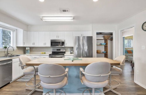 Holiday Harbor House | Book Now Aug & Sep *Pet Friendly*Waterfront Home*Huge Beach*Fishing*Sunsets