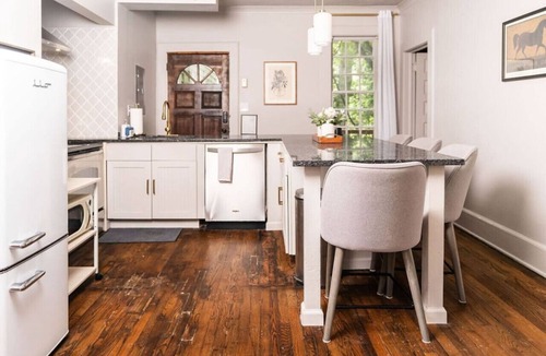 Columbus House | Boutique 1 BR at Park Place!