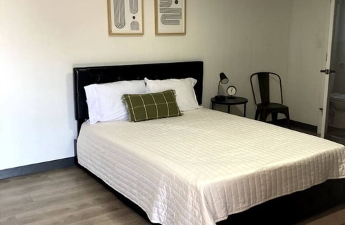 Akron Apartment | Boutique Motel in Akron