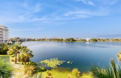Sunnyside Apartment | Boutique studio walking distance to the Gulf- resort pools & amenities