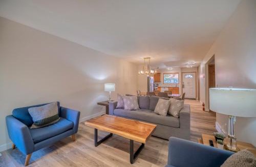 Canmore Apartment | Bow Valley Chalets-Entire 2 King Bedrooms townhouse