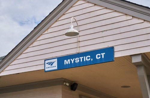 Mystic Apartment | Bowline Landing-#1 · walk Mystic-Train/EV Lvl-2 · aquarium