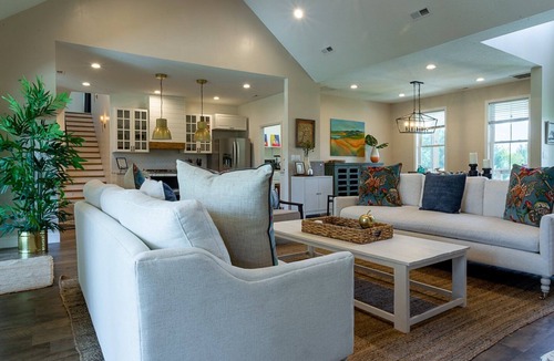Marshall House | Brackens View Retreat | Modern Mountain Farmhouse on 2.5 Acres