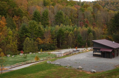 Waynesville RV Rental | Brand New! Camp #1 with Bathhouse