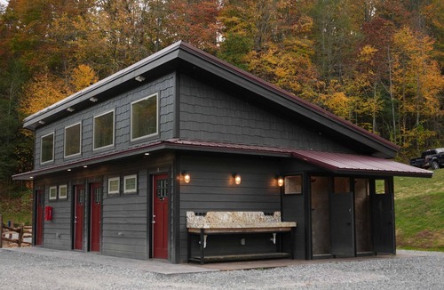 Waynesville RV Rental | Brand New! Camp #1 with Bathhouse