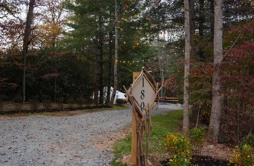 Waynesville RV Rental | Brand New! Camp #2 with Bathhouse