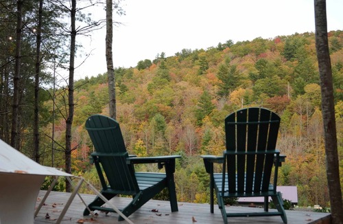 Waynesville RV Rental | Brand New! Camp #3 with Bathhouse