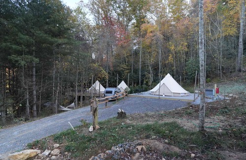 Waynesville RV Rental | Brand New! Camp #6 with Bathhouse