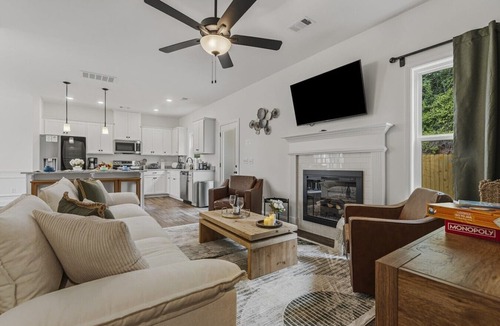 Columbus House | Brand new home - The Homestead