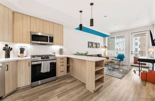 Santa Ana Heights Apartment | Bright & Modern Condo | 1Mi to South Coast Plaza