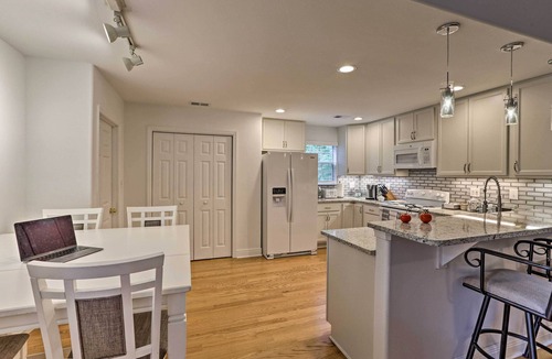 Tallahassee House | Bright Tallahassee Home, 5 Mi to Dtwn & Lake Ella!