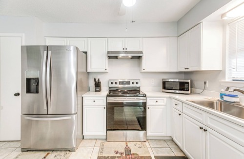 Brunswick House | Brunswick Retreat w/Patio & Grill, Near Beaches!
