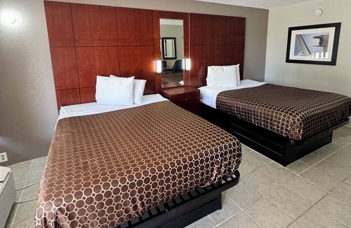 Phenix City Hotel | Budgetel Inn - Phenix City