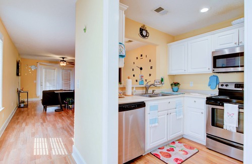Dock Junction Condo | #Butterfly to the Beach just 16 min. to nearest Beach #Sleeps up to 8 guests!