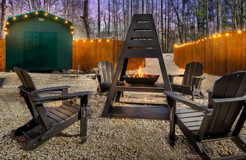 Rocky Grove Cabin | Cabin Apt 20min to Gatlinburg across from Ntl Park GameRoom+FirePit+Pet Friendly