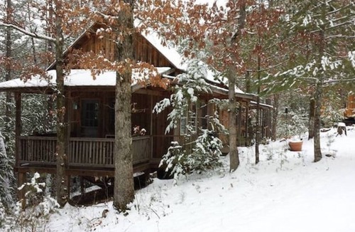 Del Rio Cabin | Cabins at Brush Creek Mtn-Bear Den